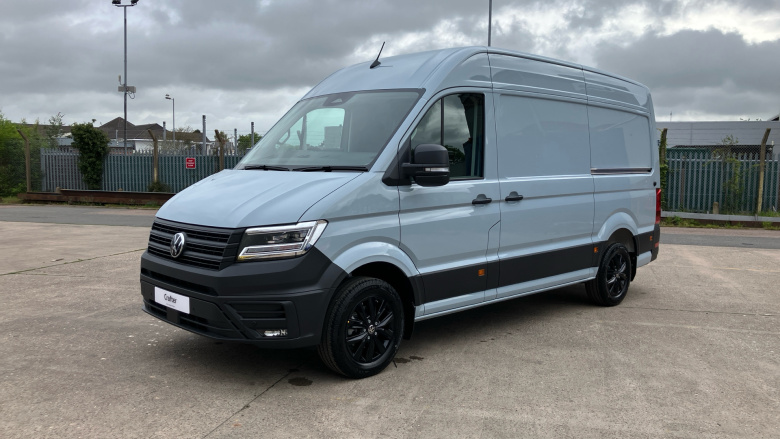 Volkswagen Crafter Cr35 Mwb Diesel Fwd 2.0 TDI 140PS Commerce Plus High Roof Van